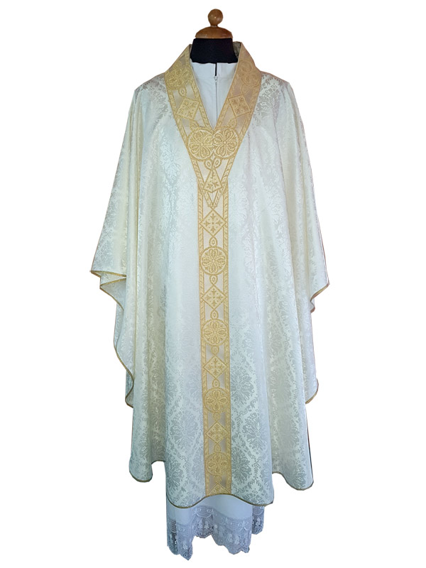 Casula liturgica sacerdotale con particolare scollatura - Giusmery-Confezioni